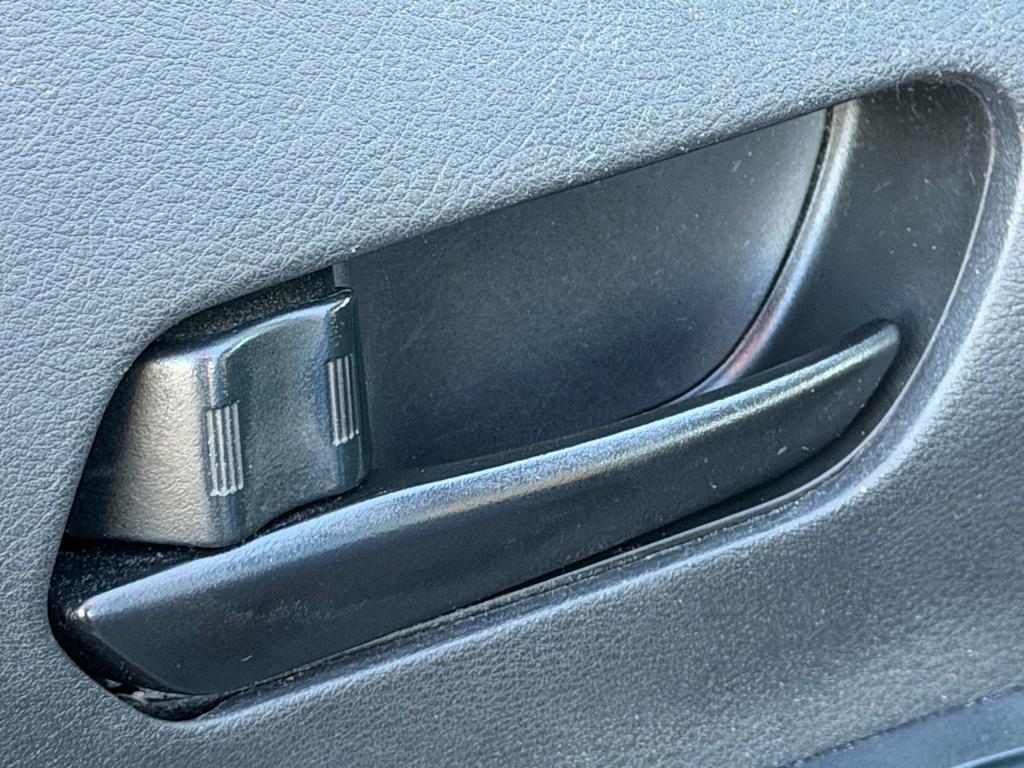 Thumbnail: 2021 Nissan Kicks - 23