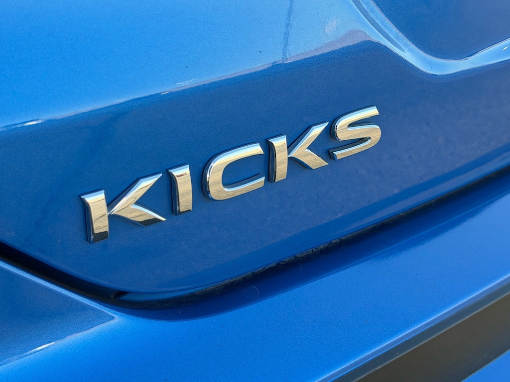 Thumbnail: 2021 Nissan Kicks - 4