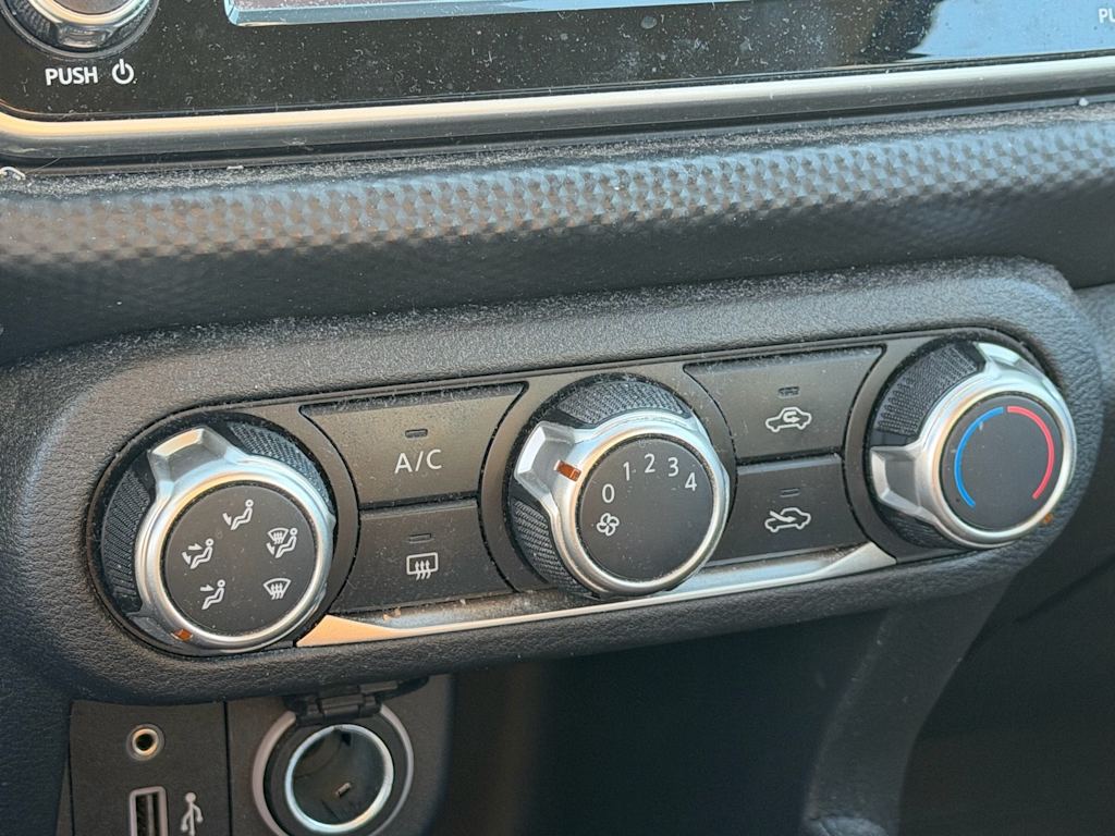 Thumbnail: 2021 Nissan Kicks - 13