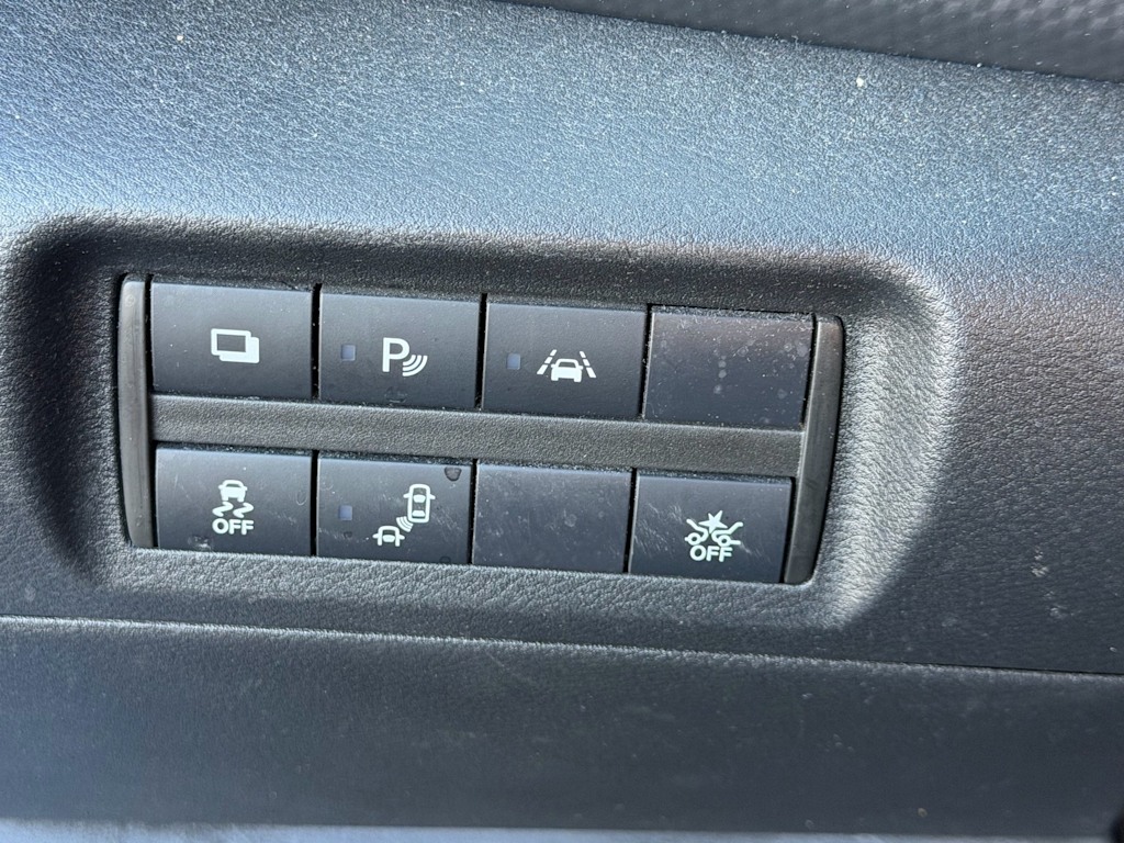 Thumbnail: 2021 Nissan Kicks - 19