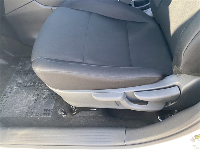 Thumbnail: 2025 Nissan Kicks - 21