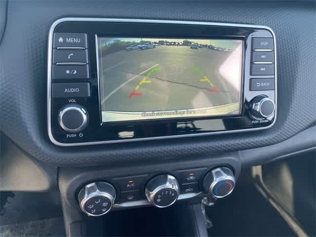 Thumbnail: 2025 Nissan Kicks - 25