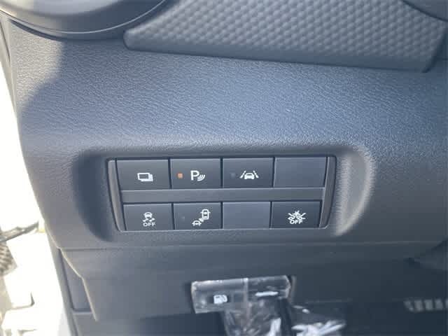 Thumbnail: 2025 Nissan Kicks - 29