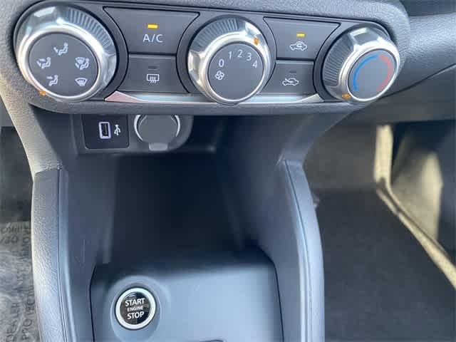 Thumbnail: 2025 Nissan Kicks - 27