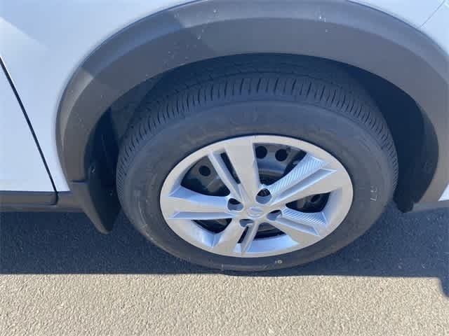 Thumbnail: 2025 Nissan Kicks - 6