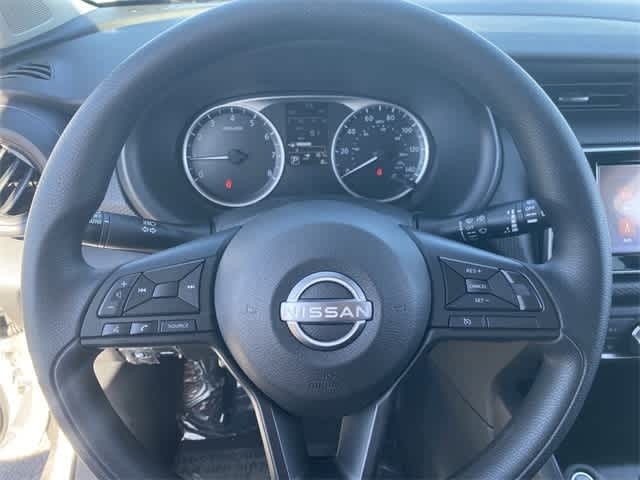 Thumbnail: 2025 Nissan Kicks - 27