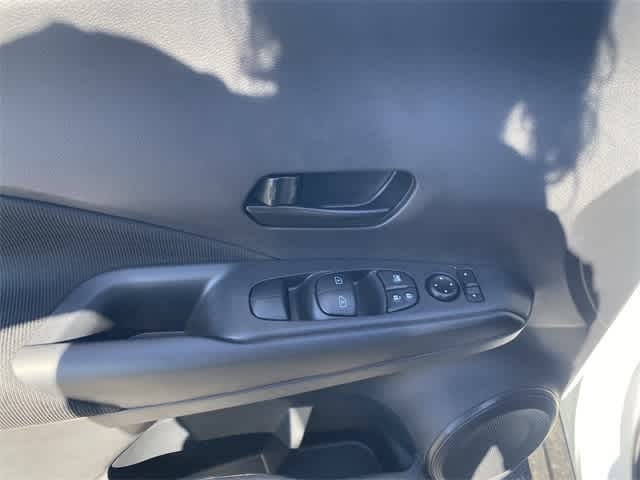 Thumbnail: 2025 Nissan Kicks - 23