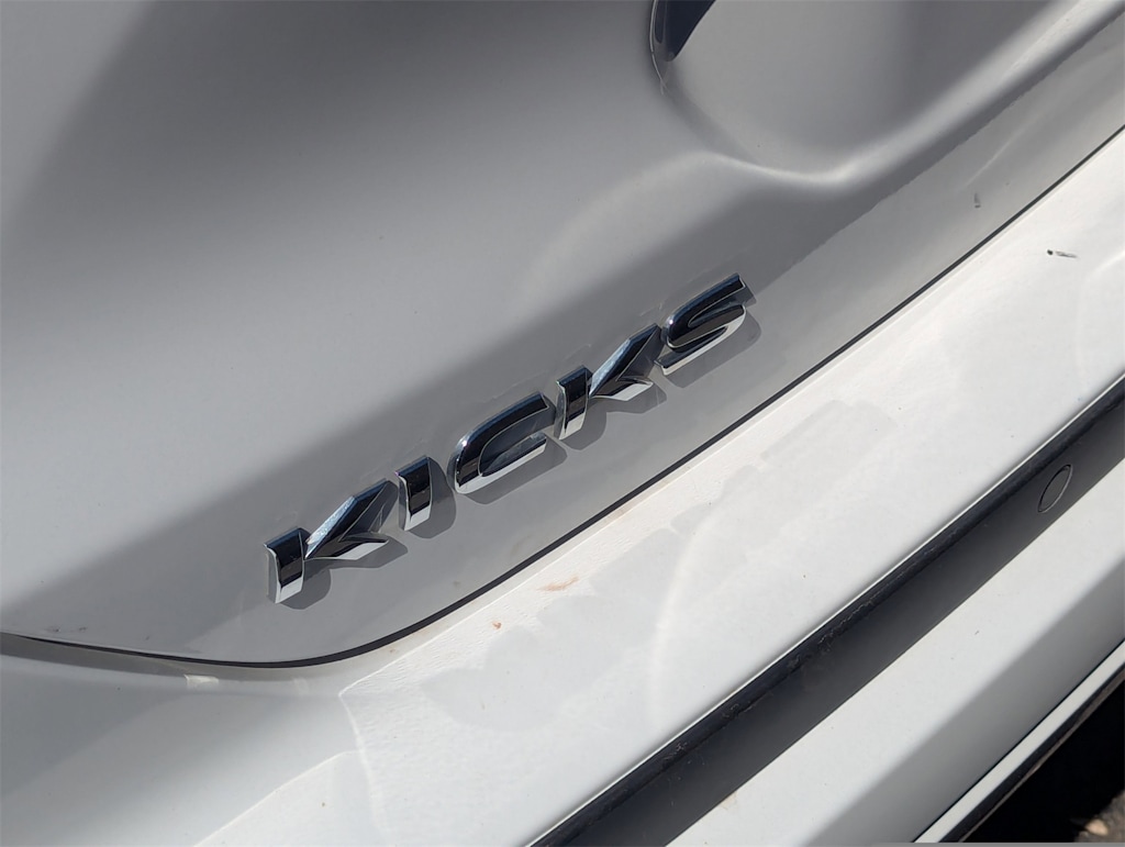 Thumbnail: 2021 Nissan Kicks - 5