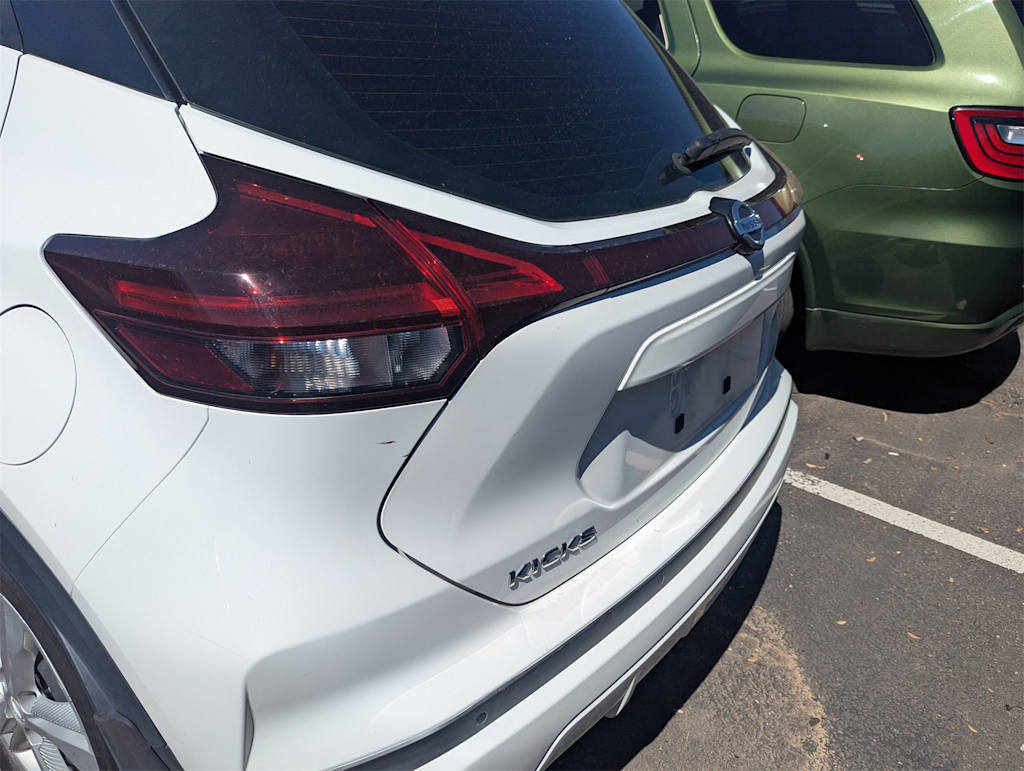 Thumbnail: 2021 Nissan Kicks - 13