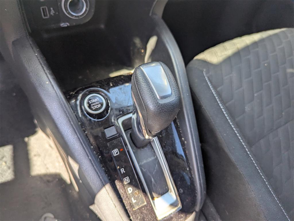 Thumbnail: 2021 Nissan Kicks - 24