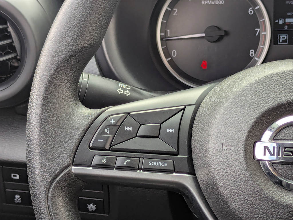 Thumbnail: 2021 Nissan Kicks - 26