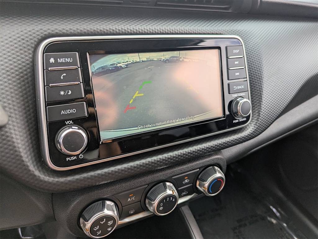 Thumbnail: 2021 Nissan Kicks - 31