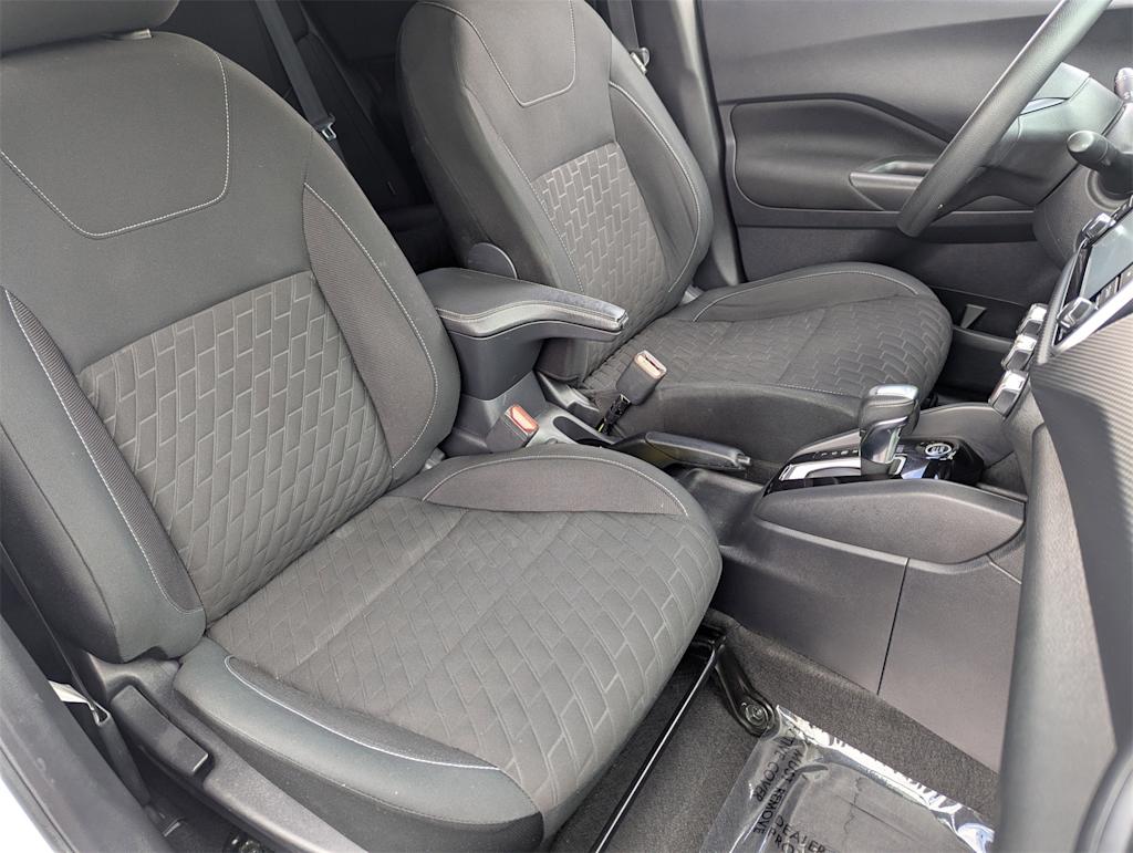 Thumbnail: 2021 Nissan Kicks - 9