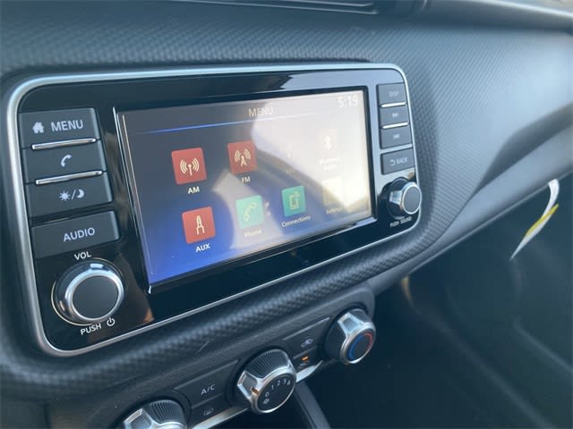 Thumbnail: 2025 Nissan Kicks - 11