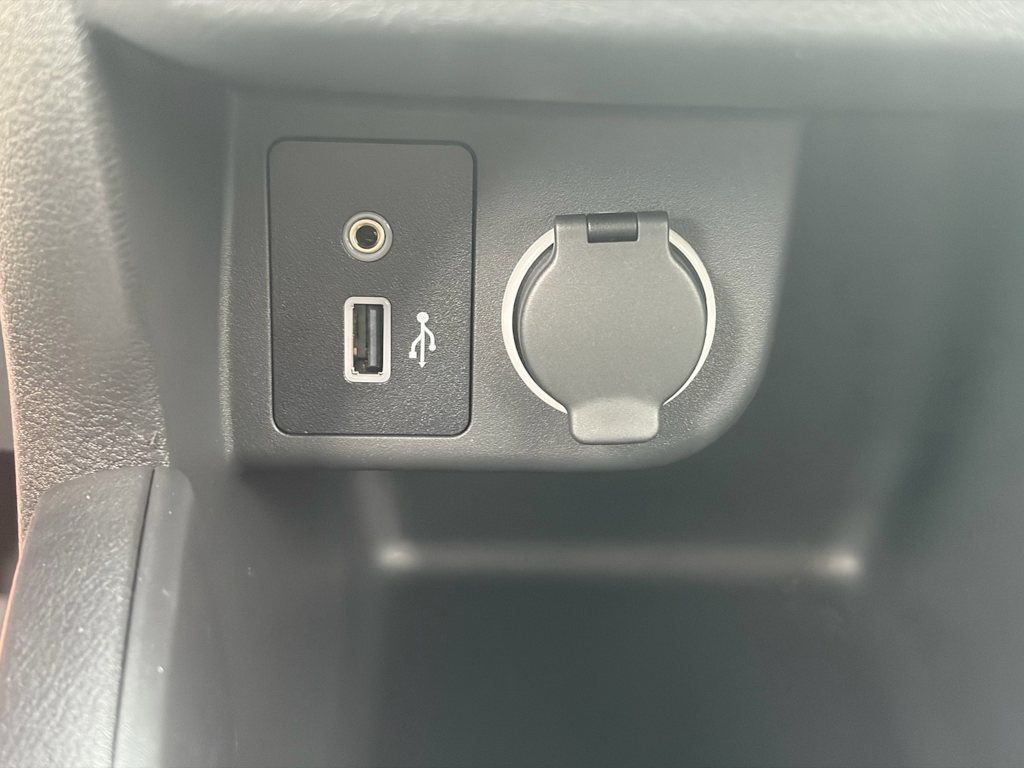 Thumbnail: 2025 Nissan Kicks - 26