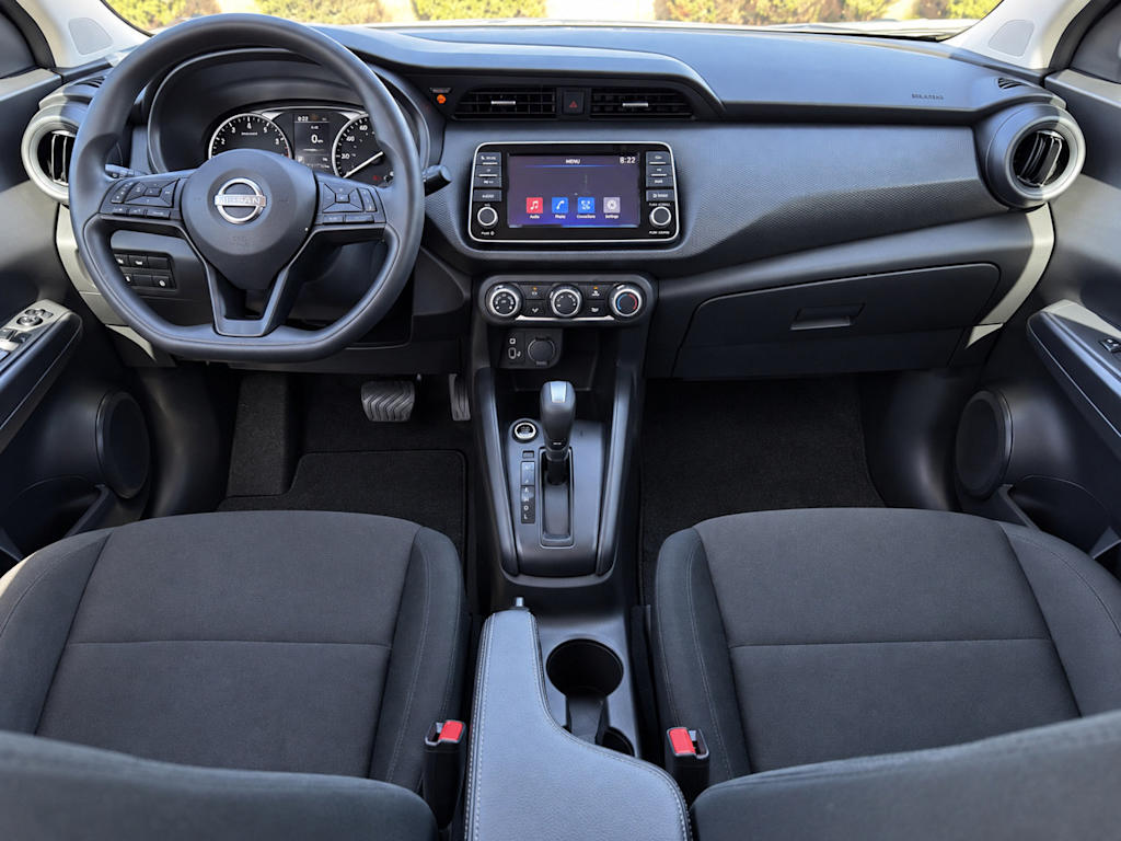 Thumbnail: 2024 Nissan Kicks - 2