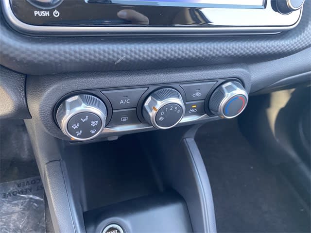 Thumbnail: 2025 Nissan Kicks - 24