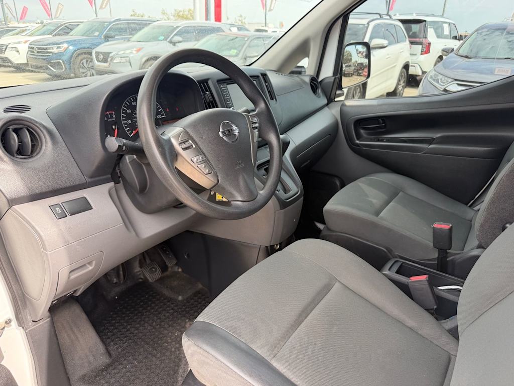 Thumbnail: 2020 Nissan NV200 - 2
