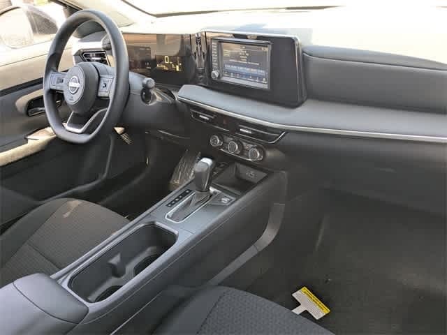 Thumbnail: 2025 Nissan Kicks - 8