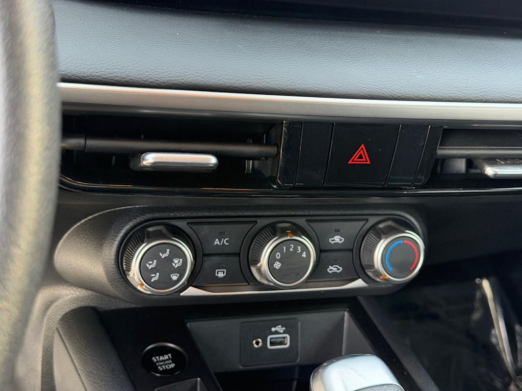 Thumbnail: 2025 Nissan Kicks - 13