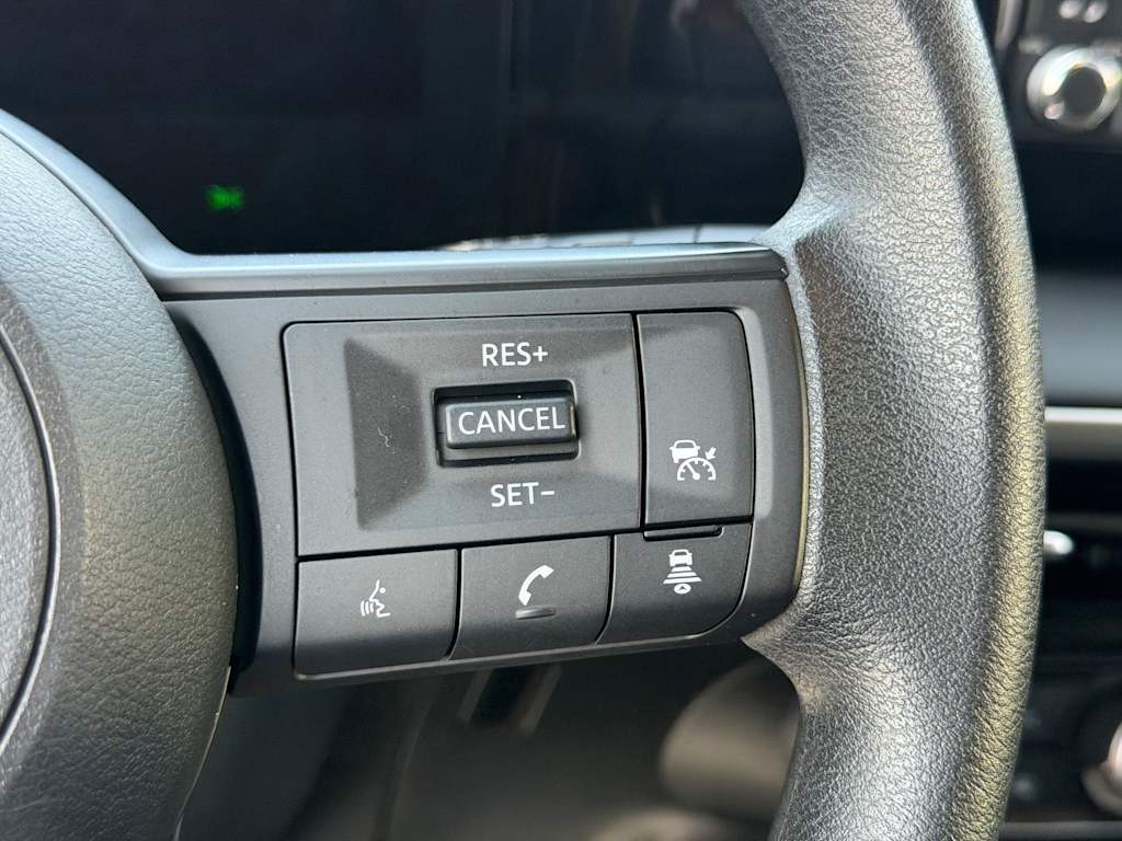 Thumbnail: 2025 Nissan Kicks - 12