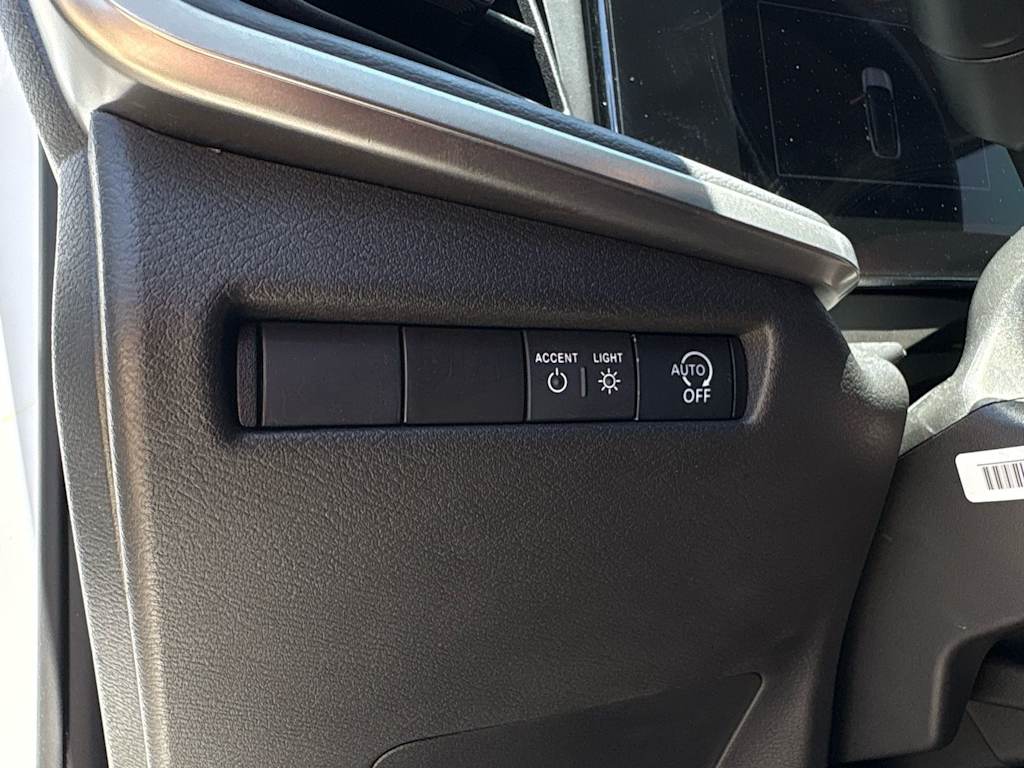 Thumbnail: 2025 Nissan Kicks - 17