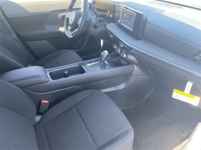 Thumbnail: 2025 Nissan Kicks - 21