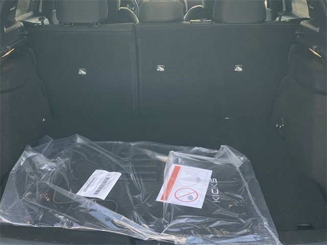 Thumbnail: 2025 Nissan Kicks - 13