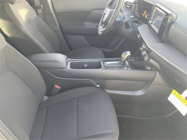 Thumbnail: 2025 Nissan Kicks - 18