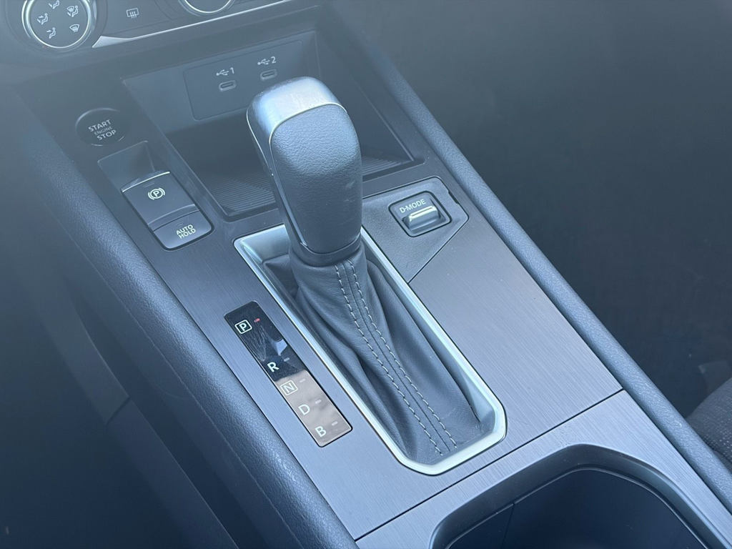 Thumbnail: 2026 Nissan Kicks - 10