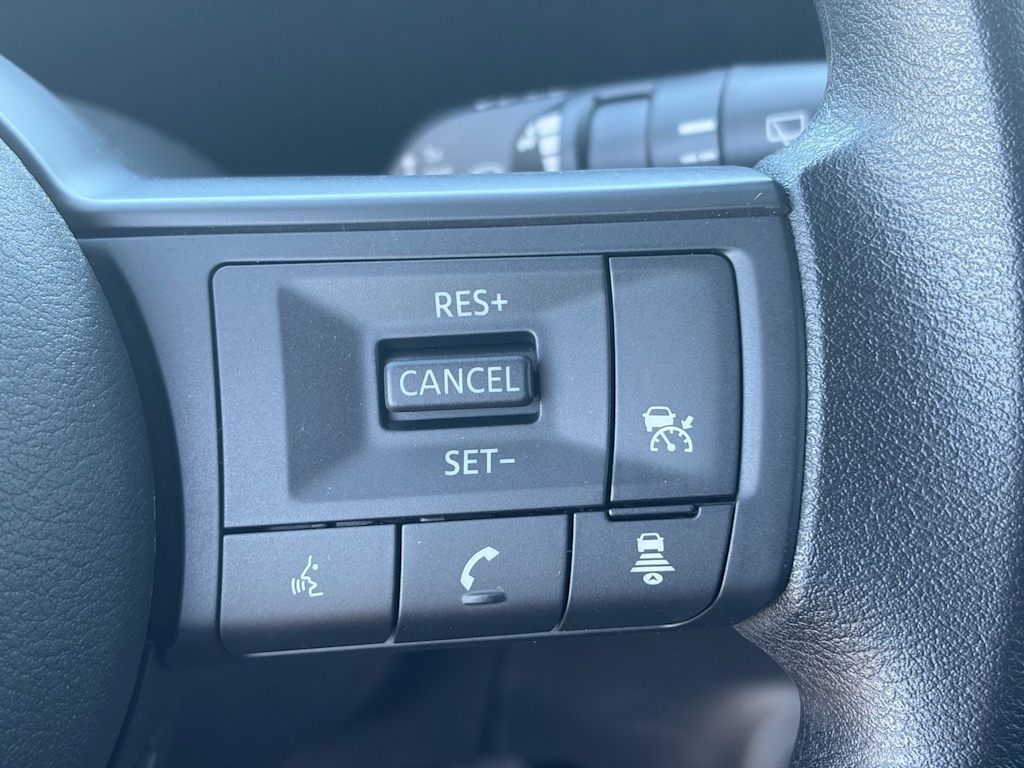 Thumbnail: 2026 Nissan Kicks - 19