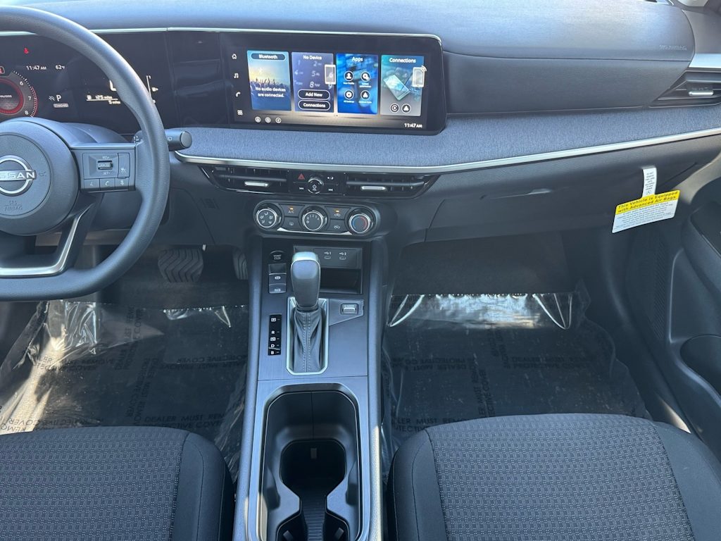 Thumbnail: 2026 Nissan Kicks - 12