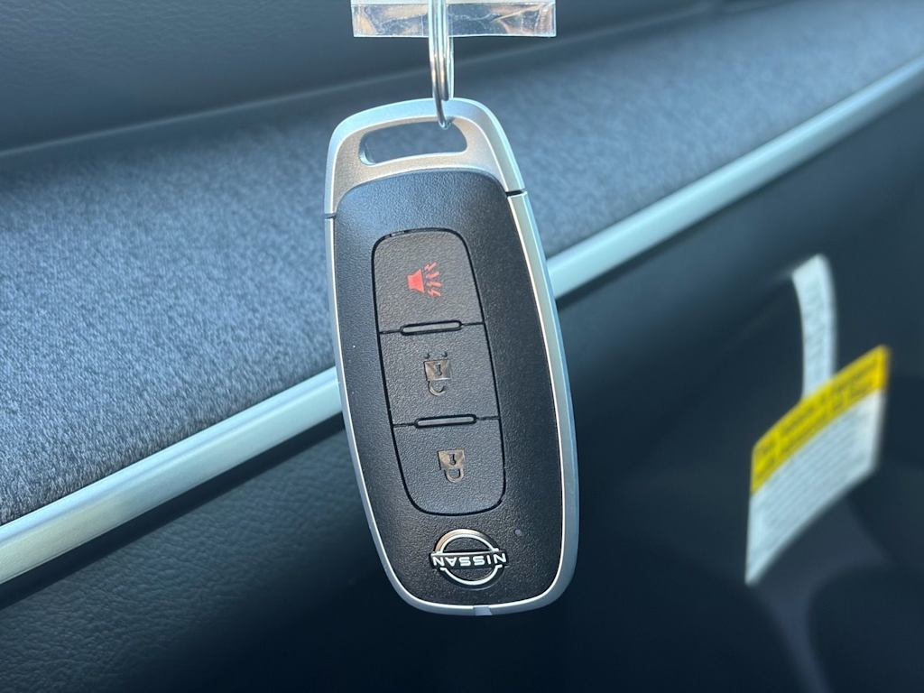 Thumbnail: 2026 Nissan Kicks - 10