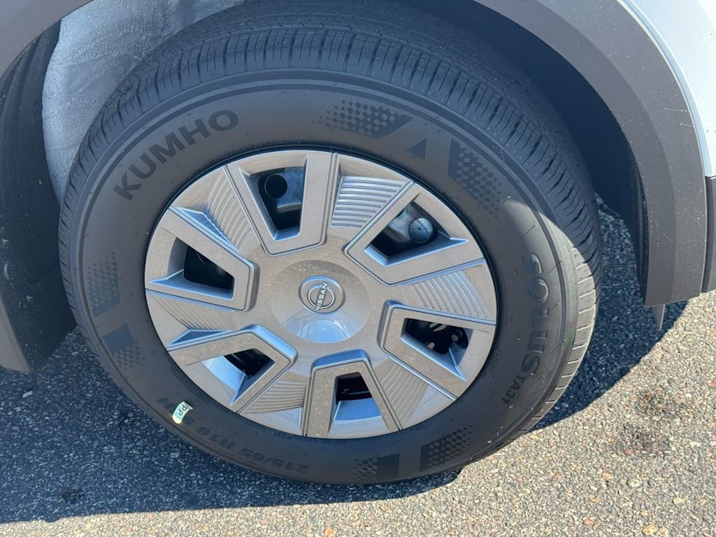 Thumbnail: 2026 Nissan Kicks - 7