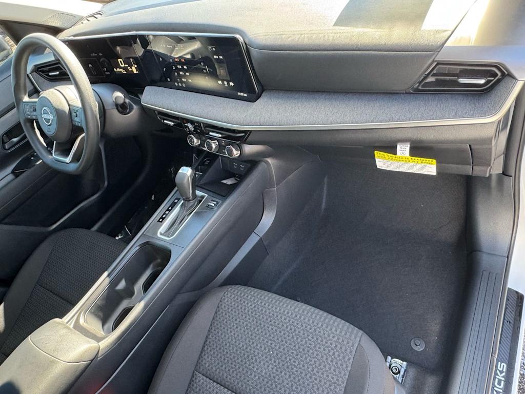 Thumbnail: 2026 Nissan Kicks - 8