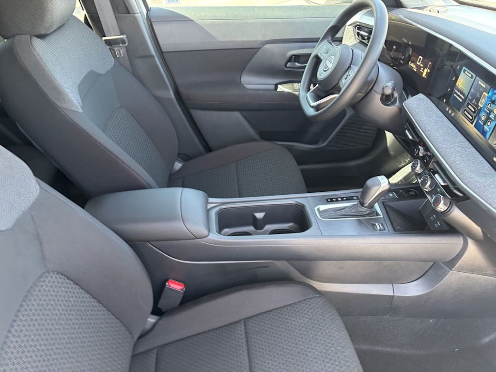 Thumbnail: 2026 Nissan Kicks - 7