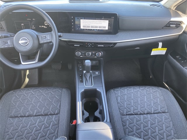 2025 Nissan Kicks SV 2