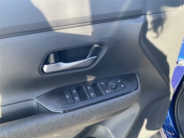 2025 Nissan Kicks SV 22