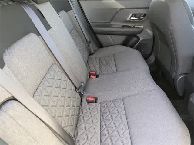 Thumbnail: 2025 Nissan Kicks - 11