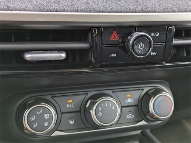 Thumbnail: 2025 Nissan Kicks - 20