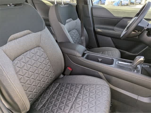 Thumbnail: 2025 Nissan Kicks - 9