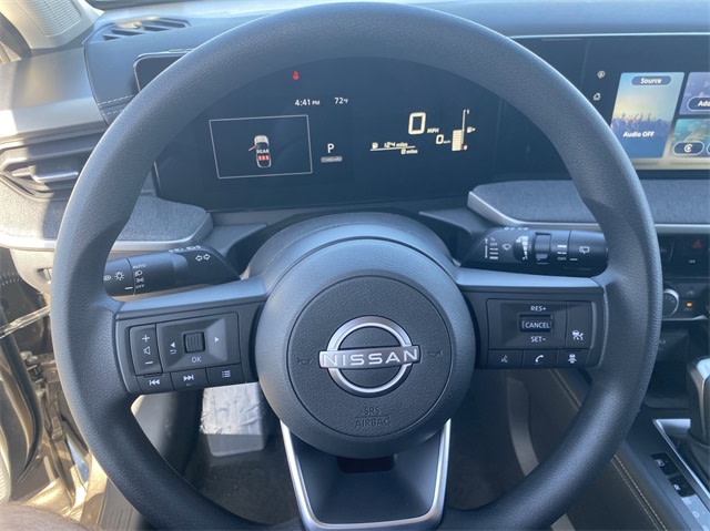 2025 Nissan Kicks SV 11