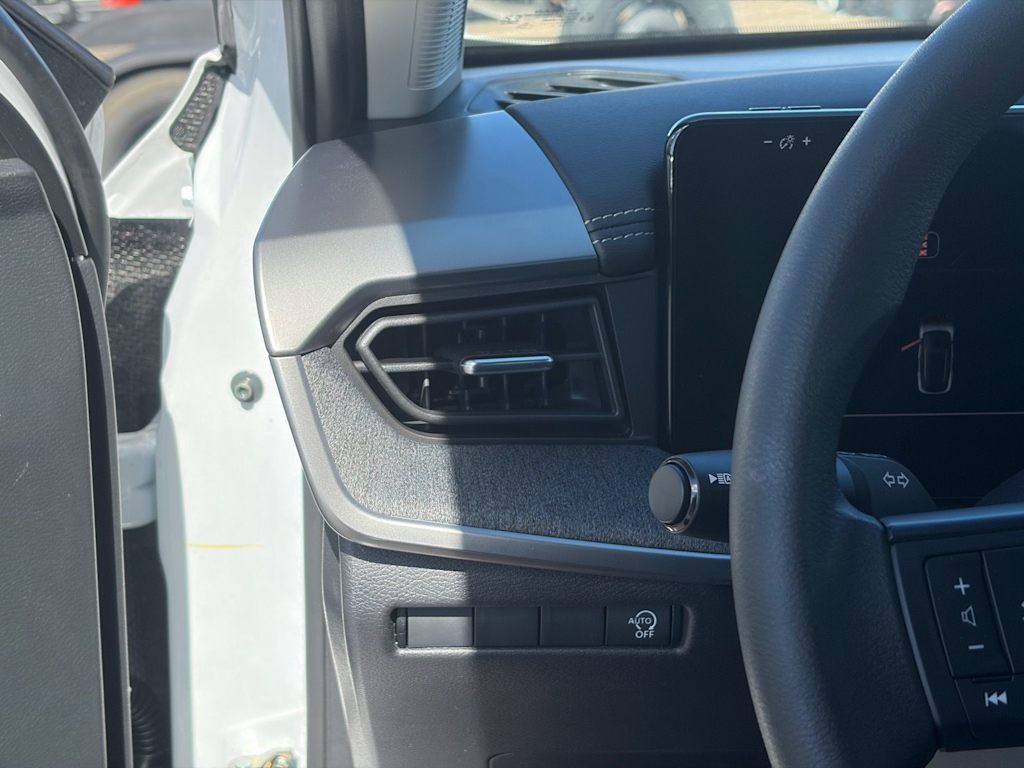 Thumbnail: 2026 Nissan Kicks - 21