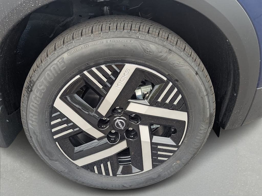 Thumbnail: 2026 Nissan Kicks - 7