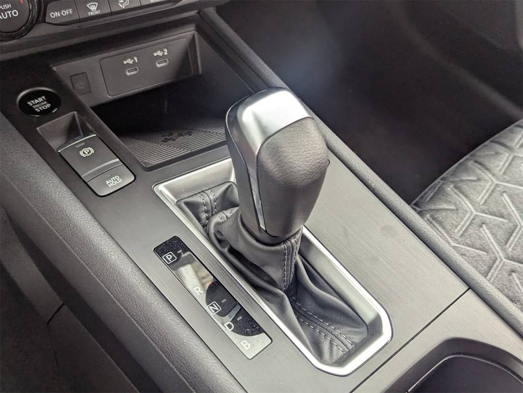 Thumbnail: 2026 Nissan Kicks - 13