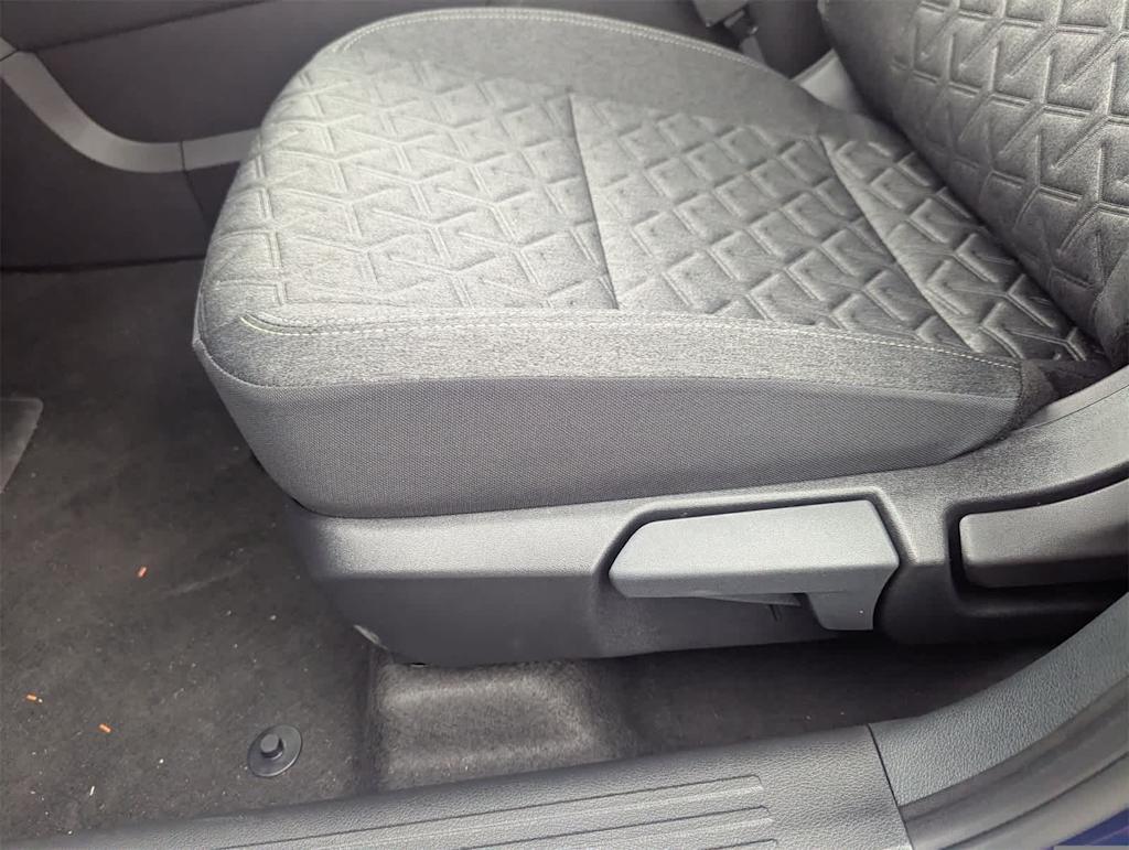 Thumbnail: 2026 Nissan Kicks - 23