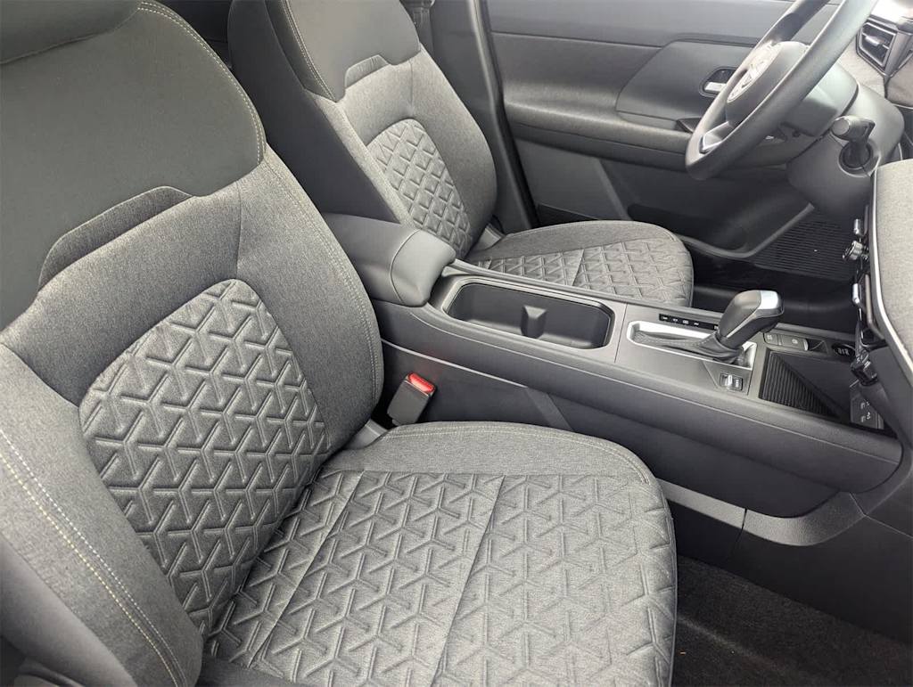 Thumbnail: 2026 Nissan Kicks - 9