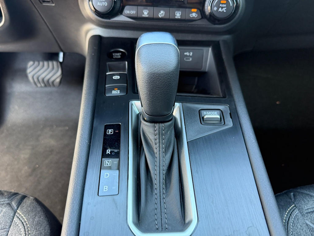 Thumbnail: 2026 Nissan Kicks - 11