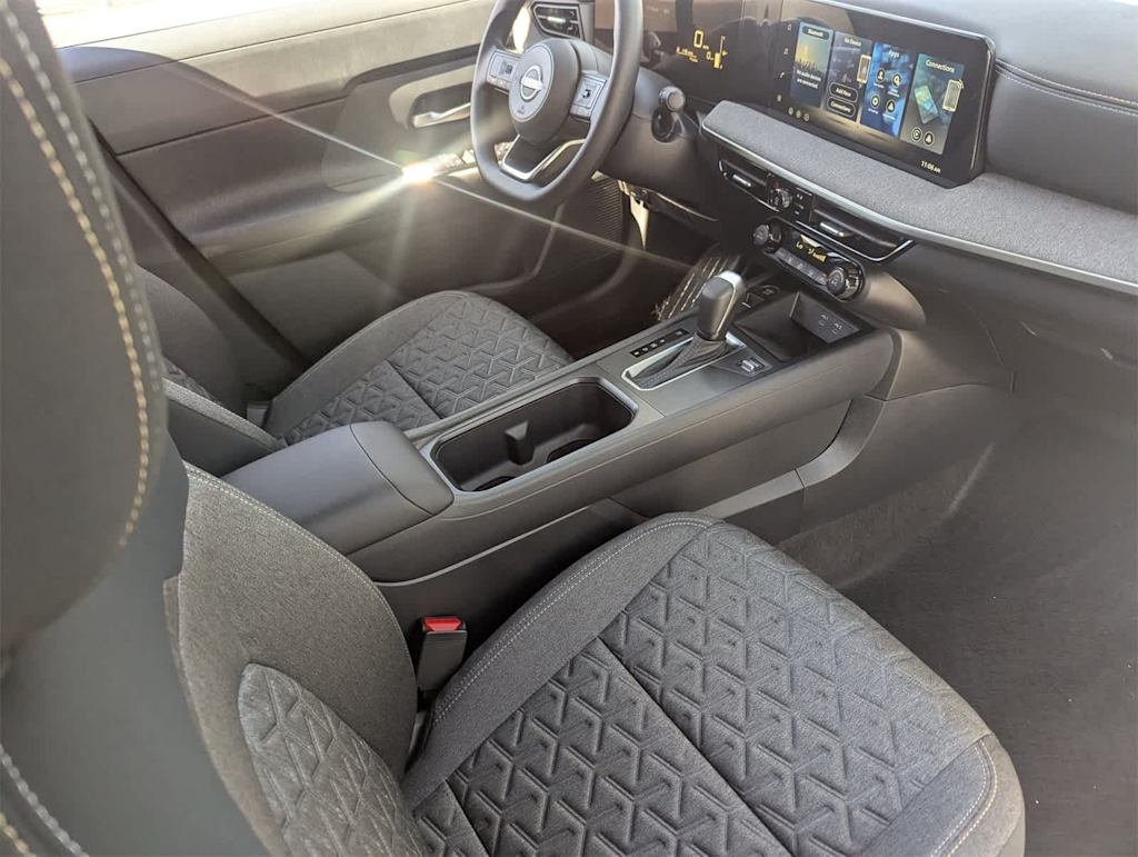 Thumbnail: 2026 Nissan Kicks - 21