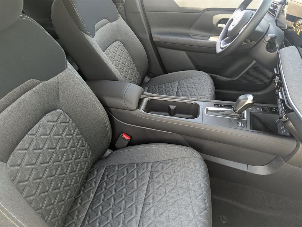 Thumbnail: 2026 Nissan Kicks - 9